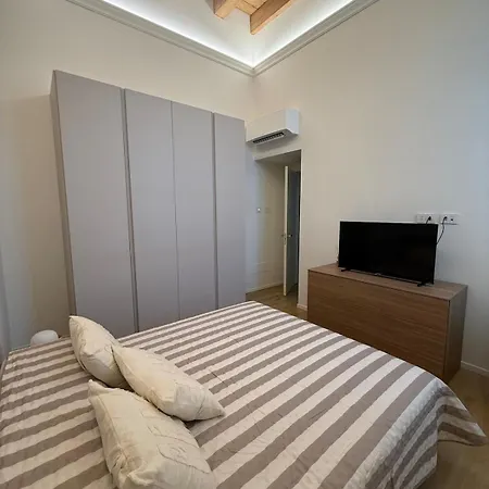Aurora - Soggiorna Nel Centro Di Apartmán Como